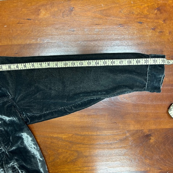 Kayla Seo Gray Velvet Blazer/Jacket - Picture 9 of 9